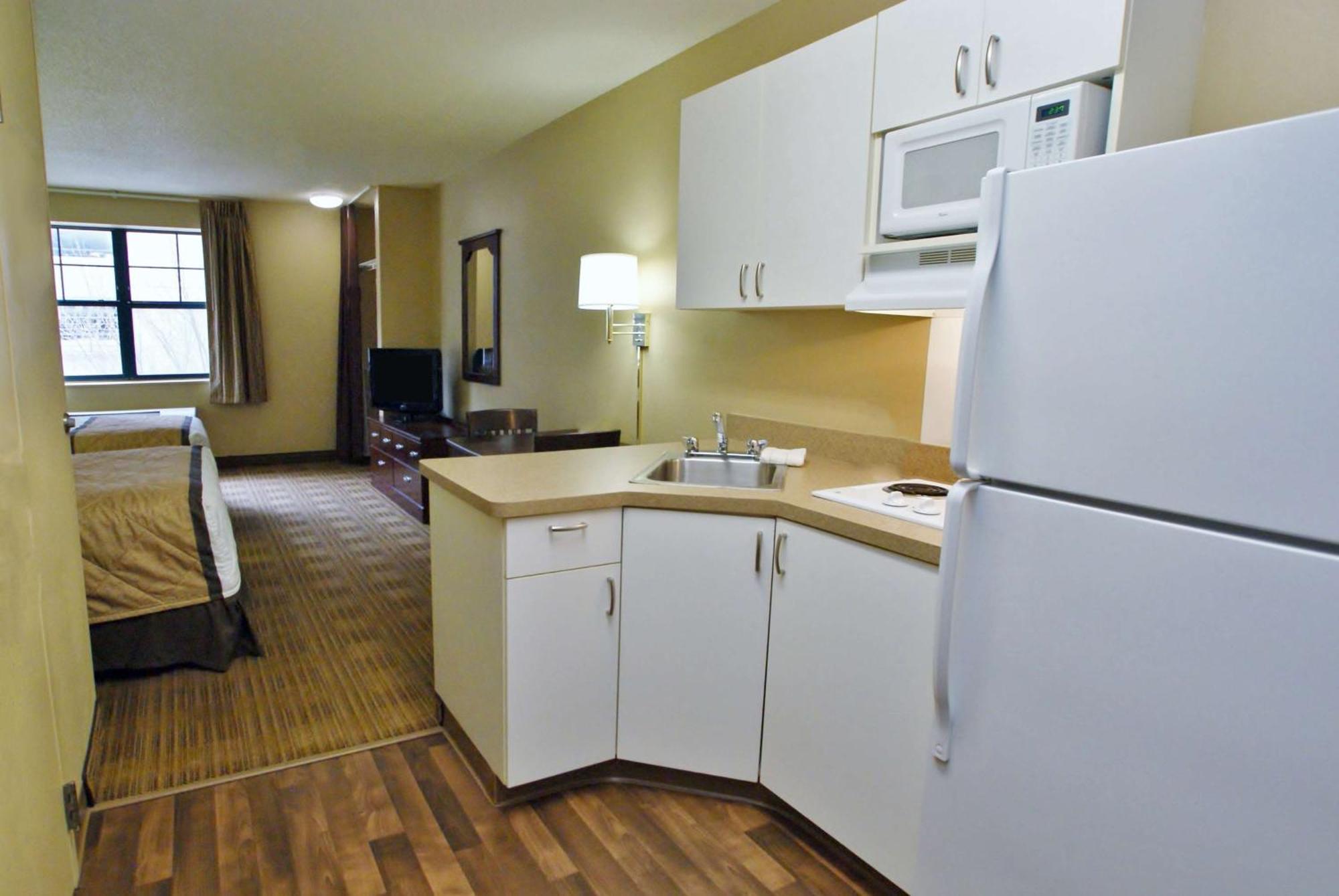 Extended Stay America Suites - Philadelphia - Plymouth Meeting - East Exterior foto